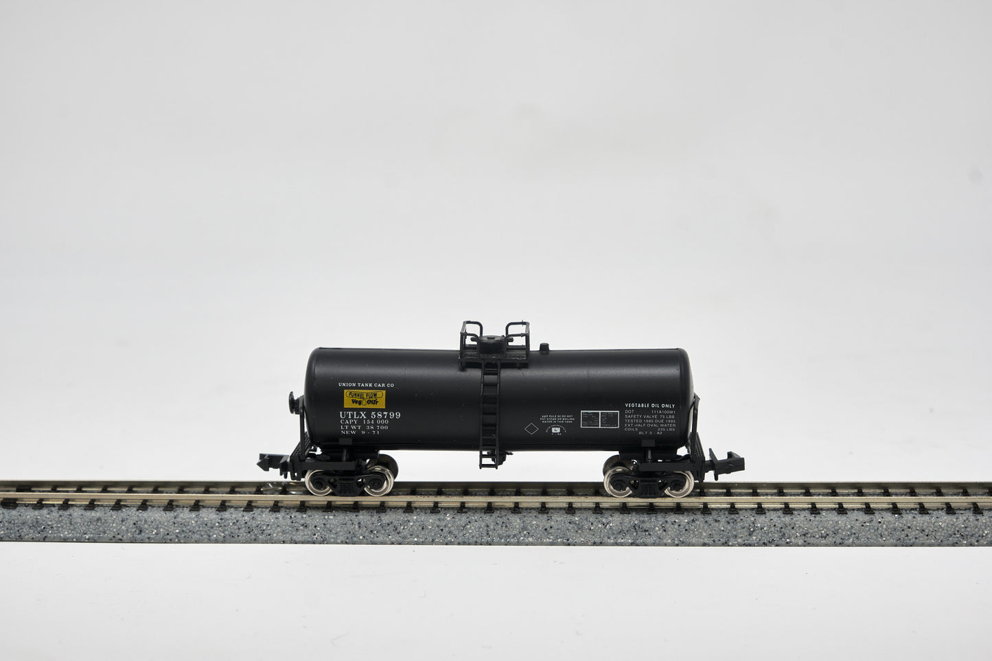 N 40' Funnel Flow Tank Car Vegi Oiler Car#58799
