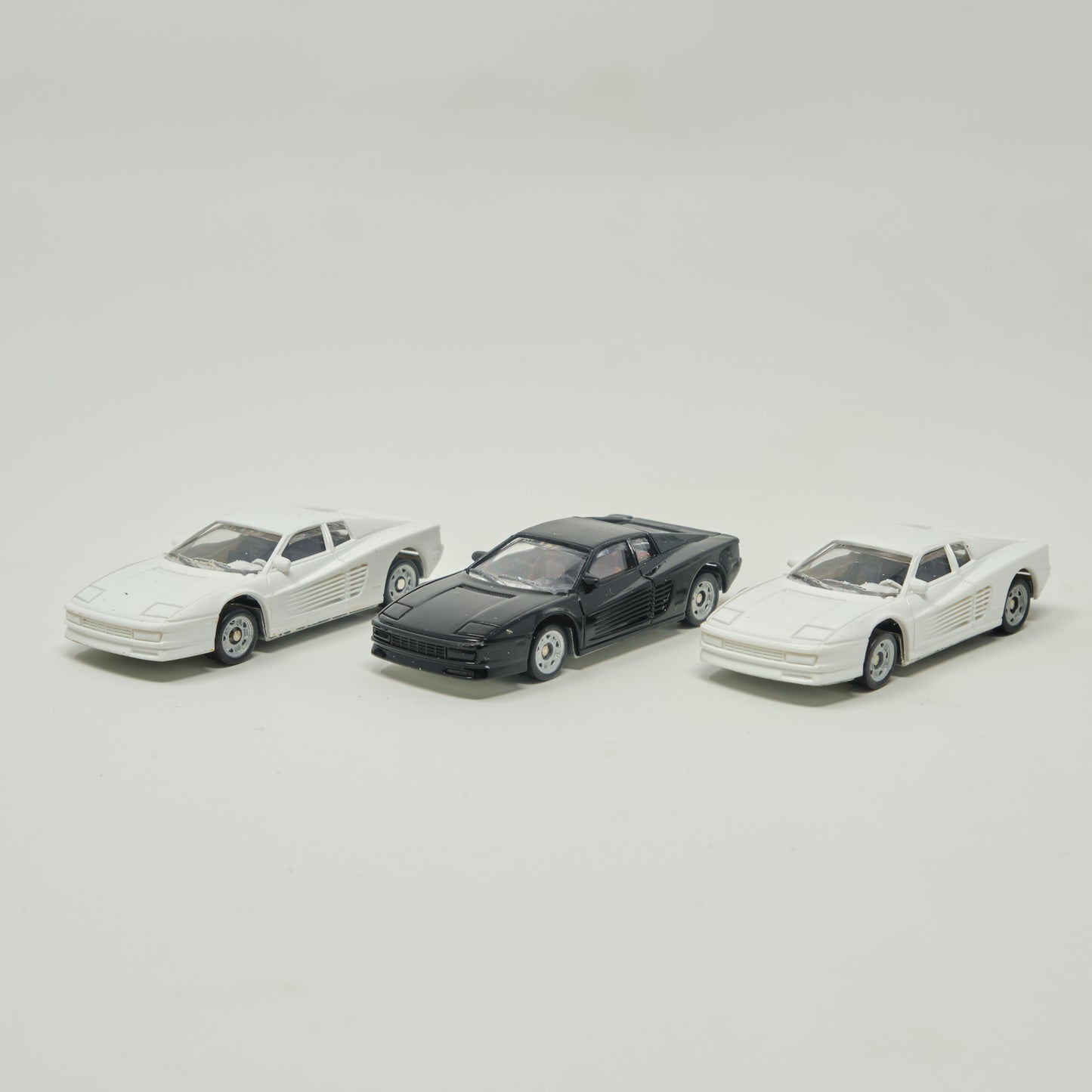 Ferrari Testarossa, HO Scale 1:87, 0004-004004
