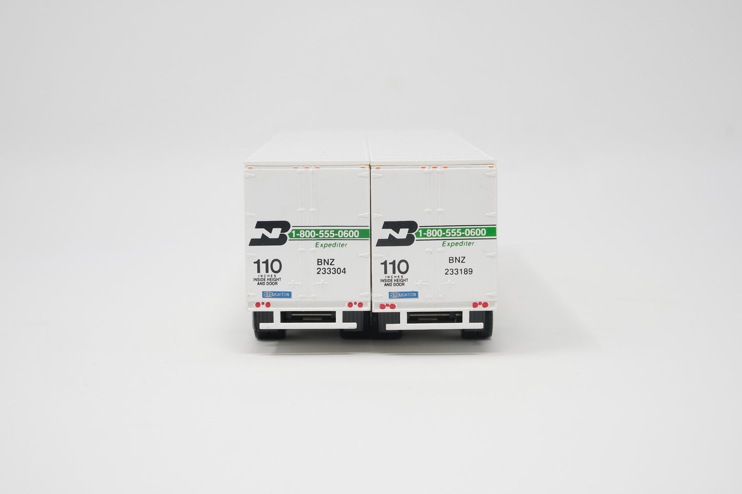 HO , Burlington Northern Expediter Trailers 45ft, 2 Pack