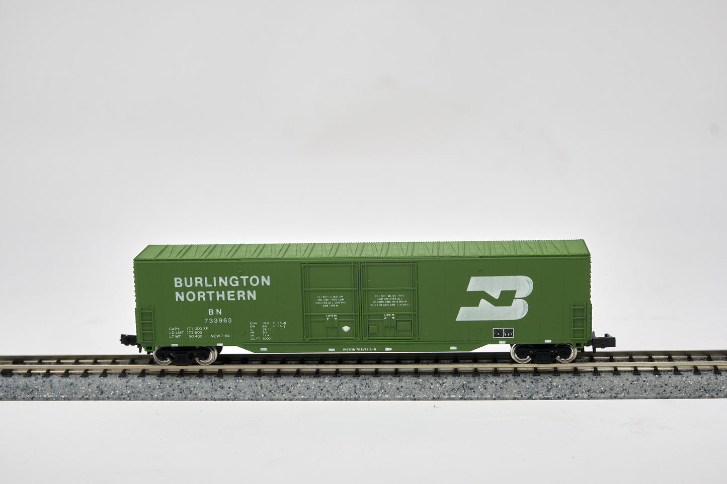 60' N Burlington Northern Greenville Boxcar Car #733963