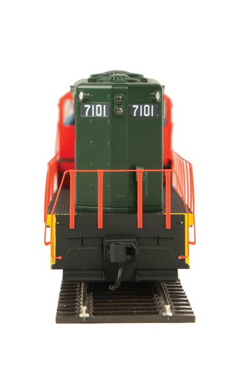 WalthersMainline EMD GP9 Phase II with High Hood - ESU(R) Sound and DCC WalthersMainline #20469 -National Railways of Mexico NdeM #7101