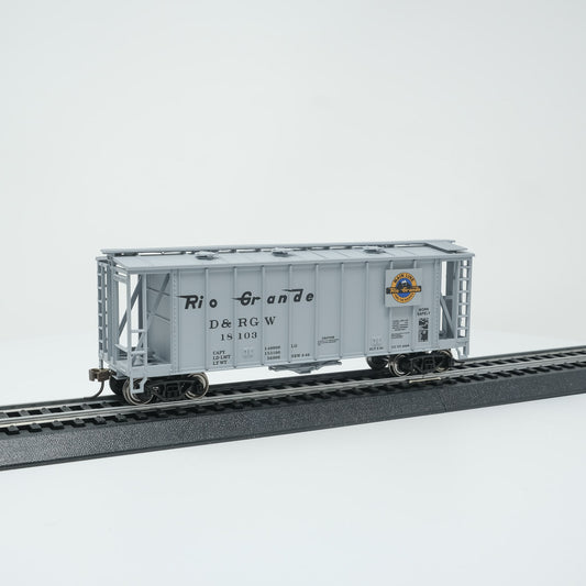 HO Scale Rio Grande Airslide Hopper 2-Pack – Road Numbers 18103 & 18105 – “Main Line Thru the Rockies”