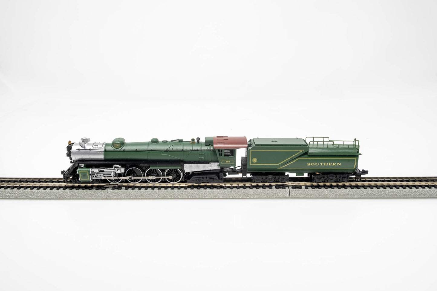 Con-Cor N Scale S2 4-8-4 – Southern Railway Cab #1491 (DCC Ready, Rapido Couplers)