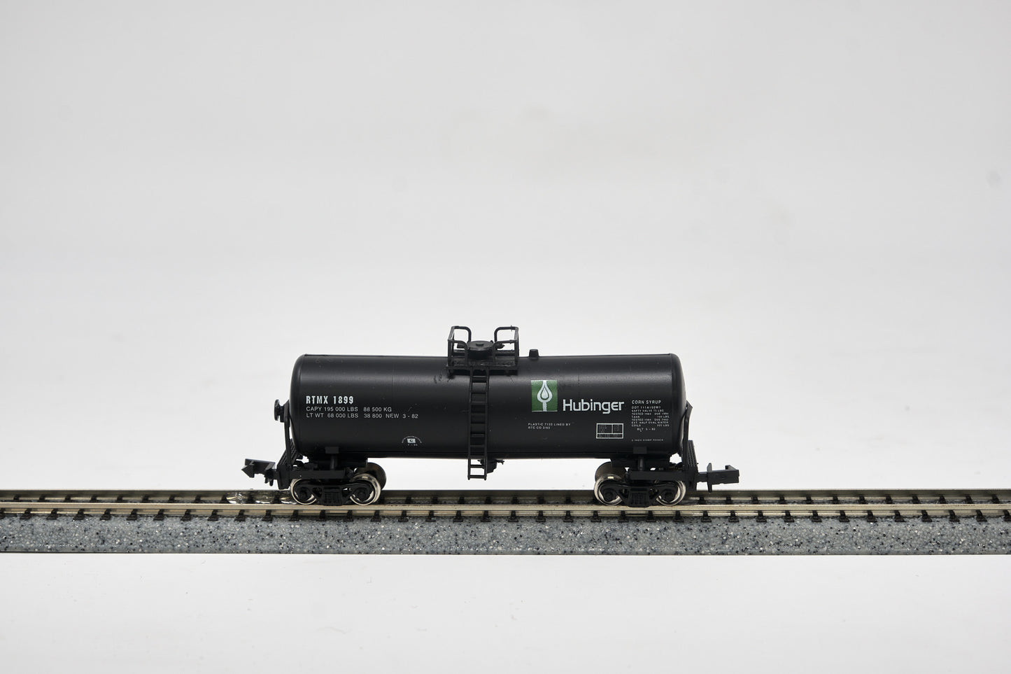N 40' Funnel Flow Tank Car Hubinger Car#1899