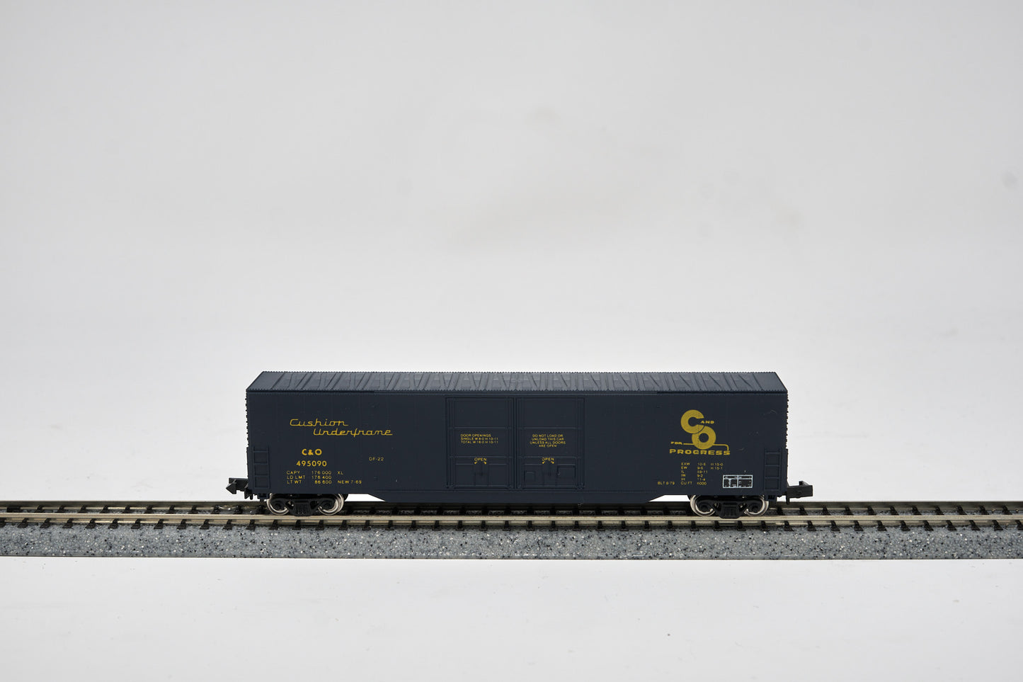 N 60 FT Boxcar Chessie System Scheme 2 Car #495090