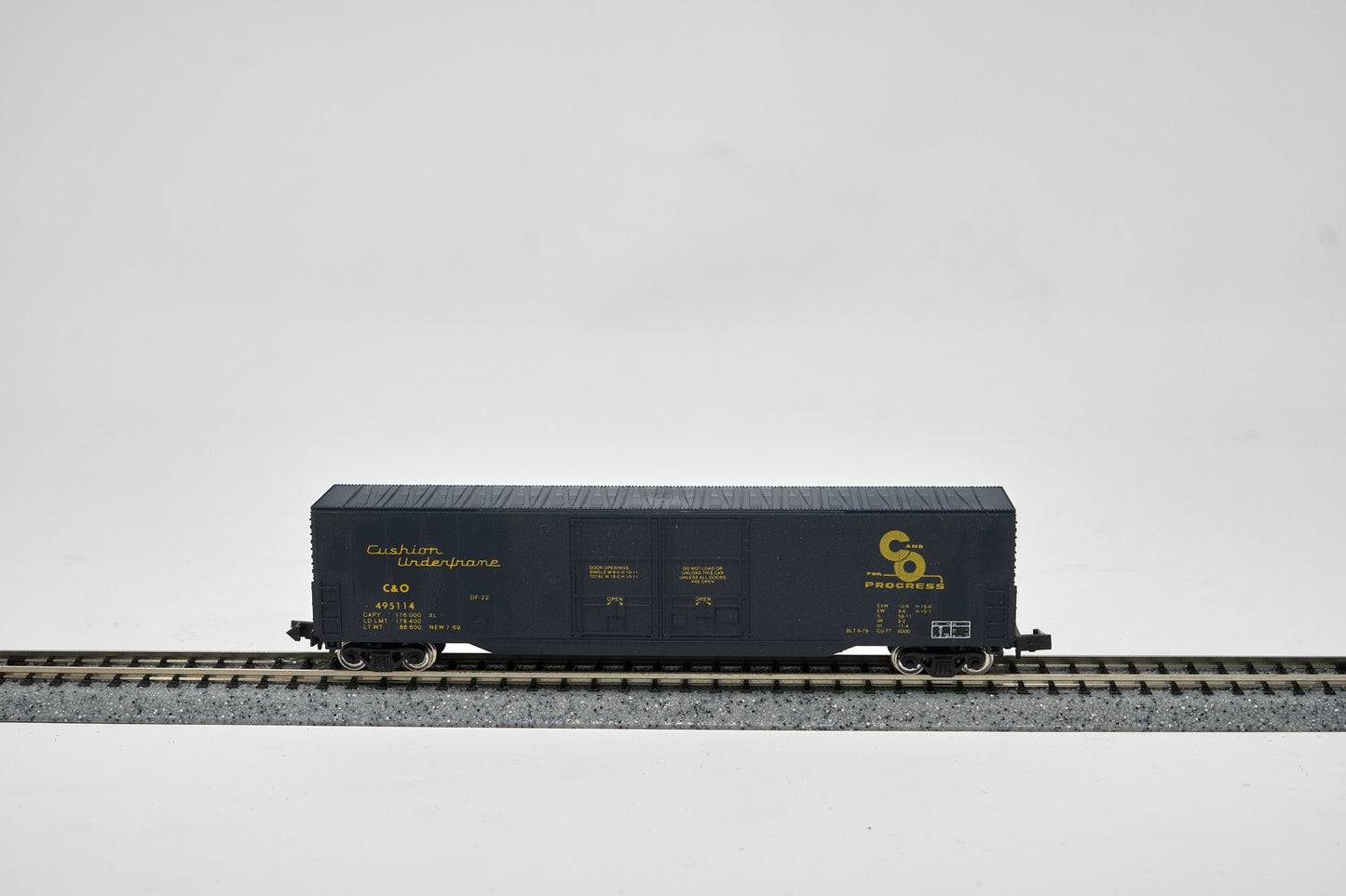 N 60 FT Boxcar Chessie System Scheme 2 Car #495114
