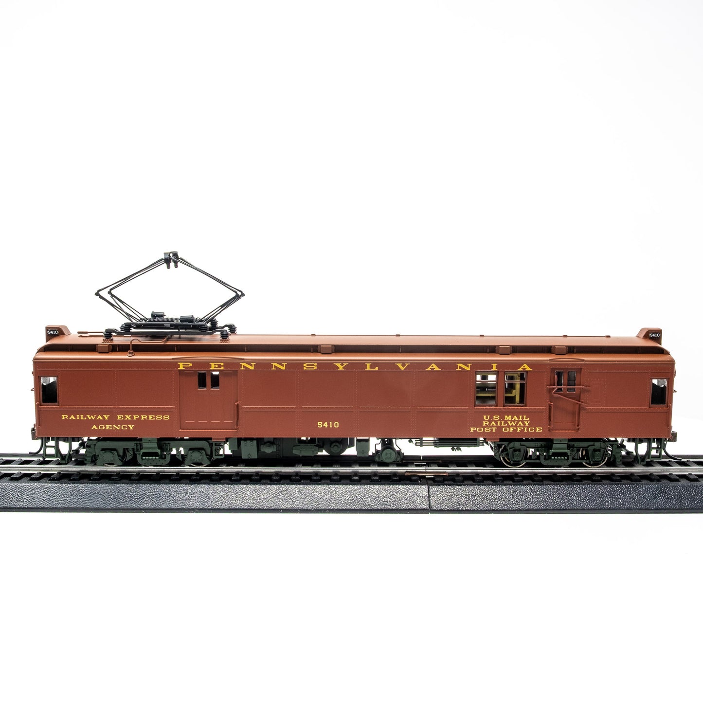 HO Scale Pennsylvania RR MUmP54 Baggage-Mail Car #5410 – Non-Powered, Pantograph Equipped – Tuscan Red (Pre-War)