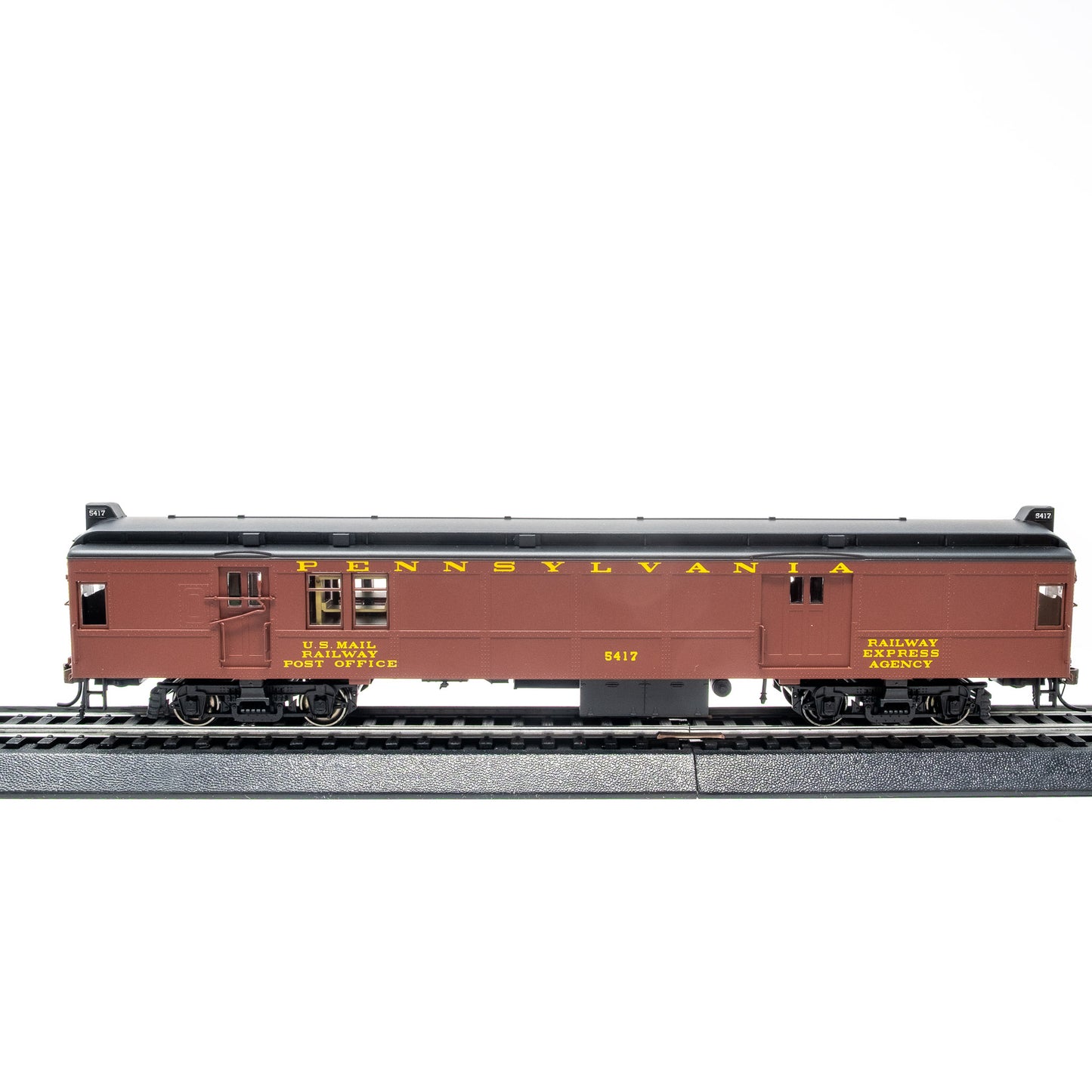 HO Scale Pennsylvania RR MUmP54 Baggage-Mail Car #5417 – Non-Powered, – Tuscan Red (Post-War)