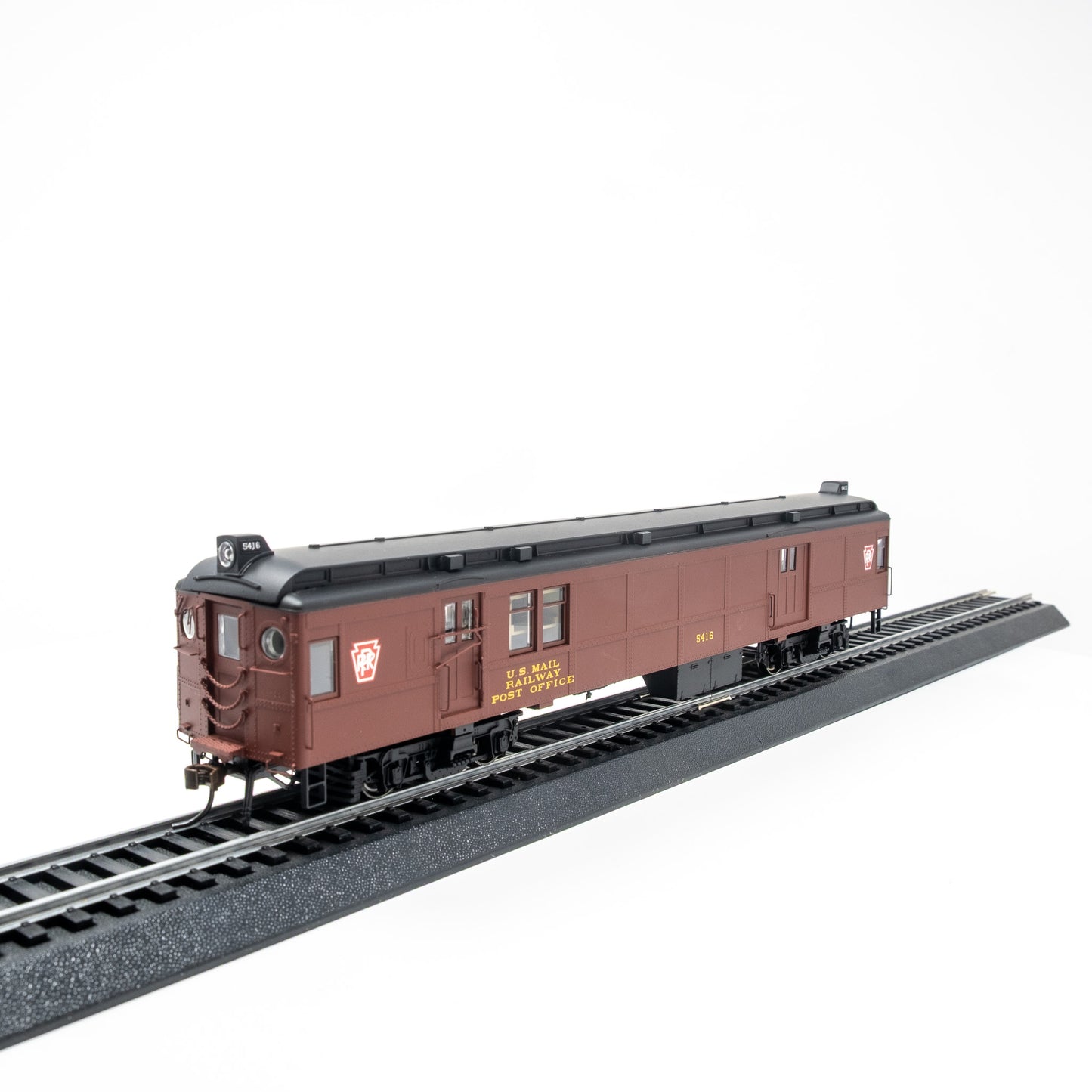 HO Scale Pennsylvania Keystone RR MUmP54 Baggage-Mail Car #5416 – Non-Powered, Tuscan Red
